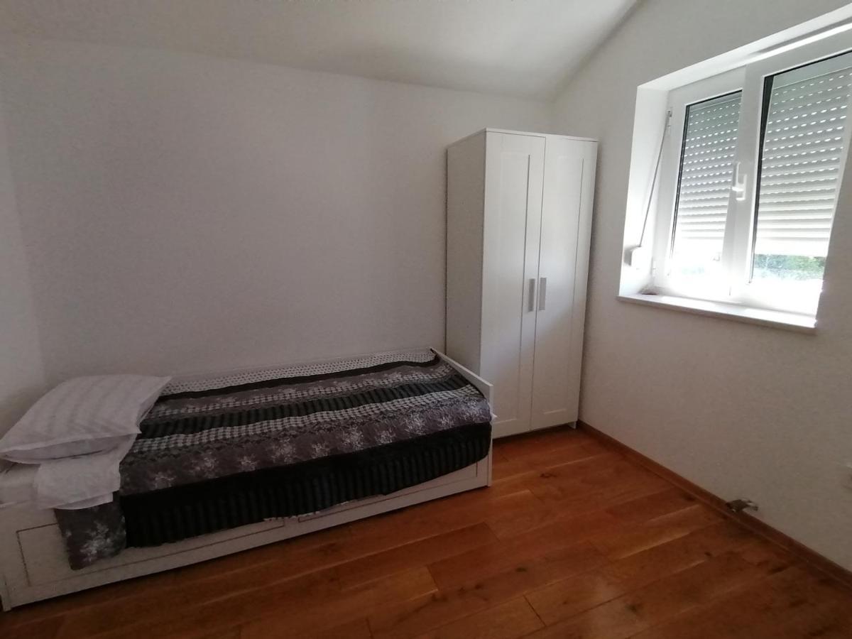 Apartment Tina *